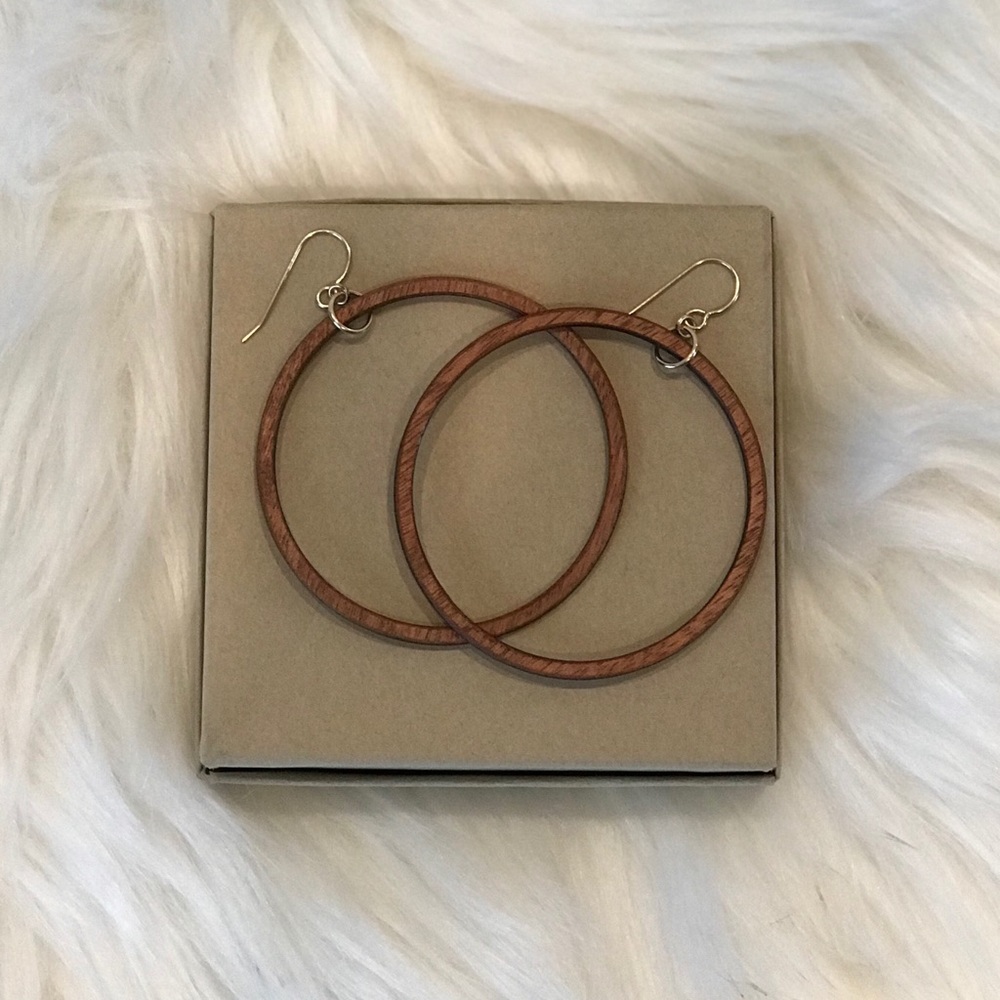 Beautiful Brand New Magnolia Market Earrings